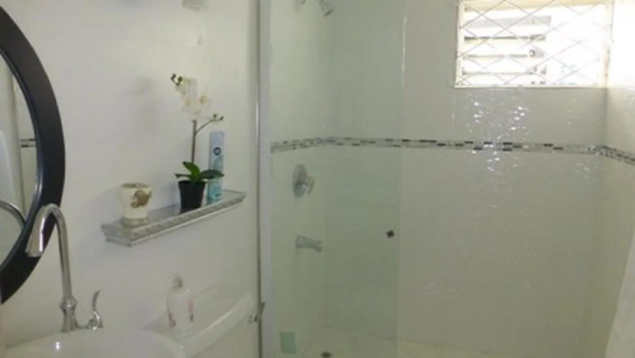 Rockley Golf Club, 2 Bed 2 Bath Pool, Tennis, Golf, Bar & Restaurant! Apartment Bridgetown