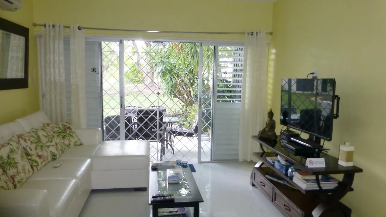 Rockley Golf Club, 2 Bed 2 Bath Pool, Tennis, Golf, Bar & Restaurant! Apartment Bridgetown